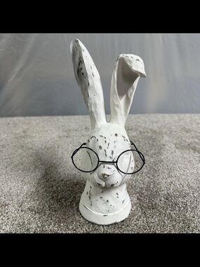 Hobby lobby farmhouse bunny with glasses